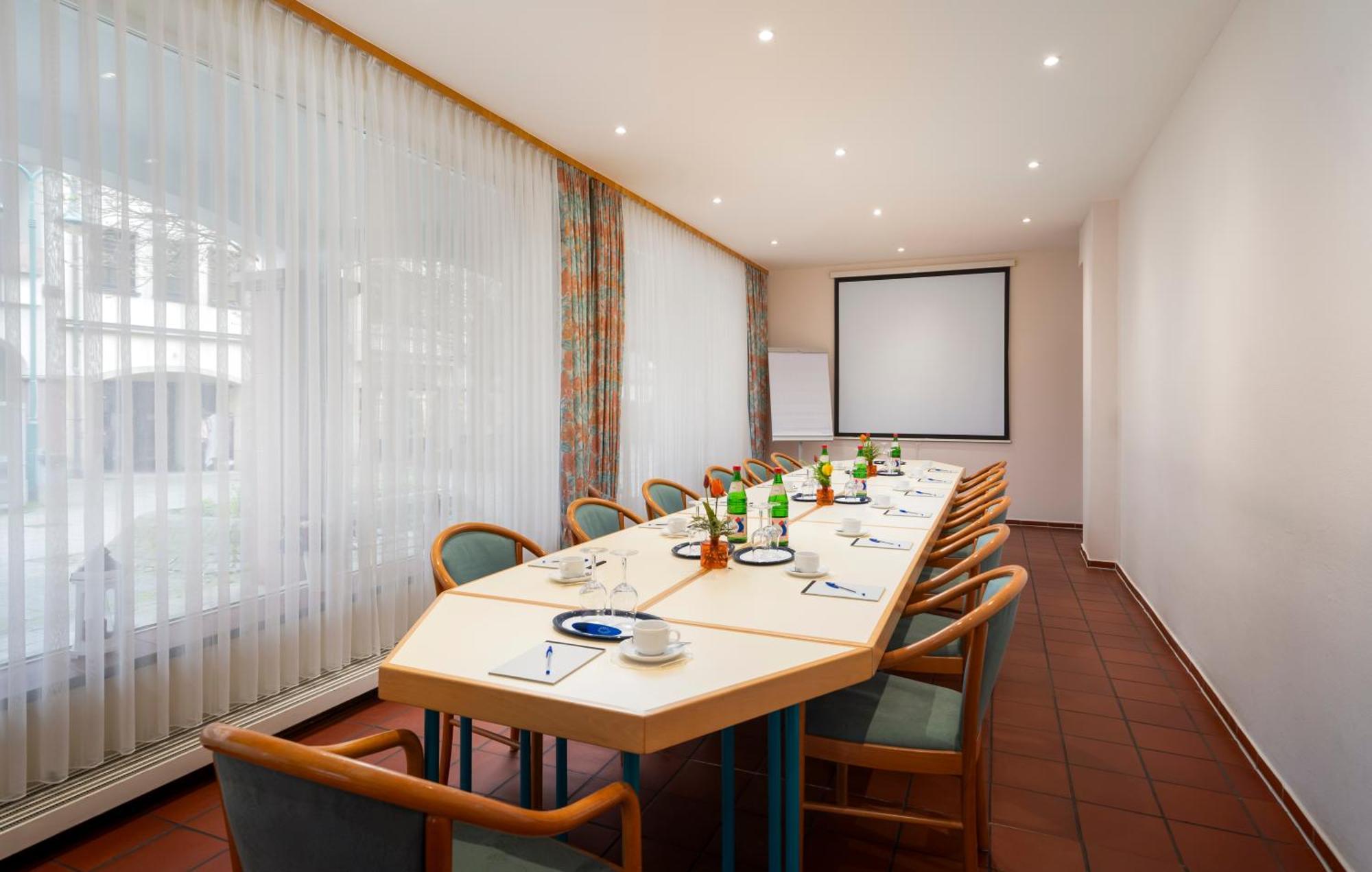 Arkaden Hotel Kelkheim Zewnętrze zdjęcie